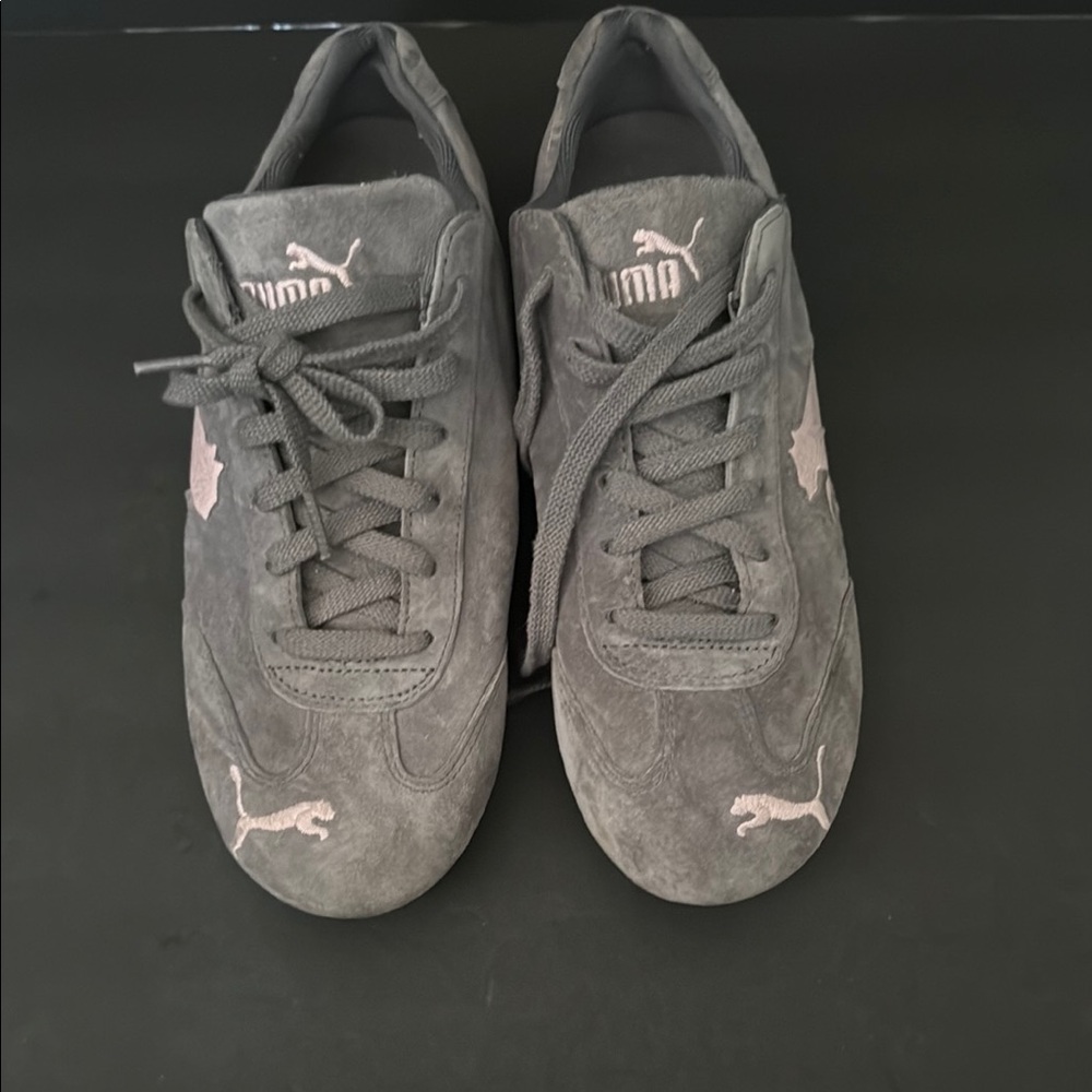 Puma Gray and Pink Women's Sneakers